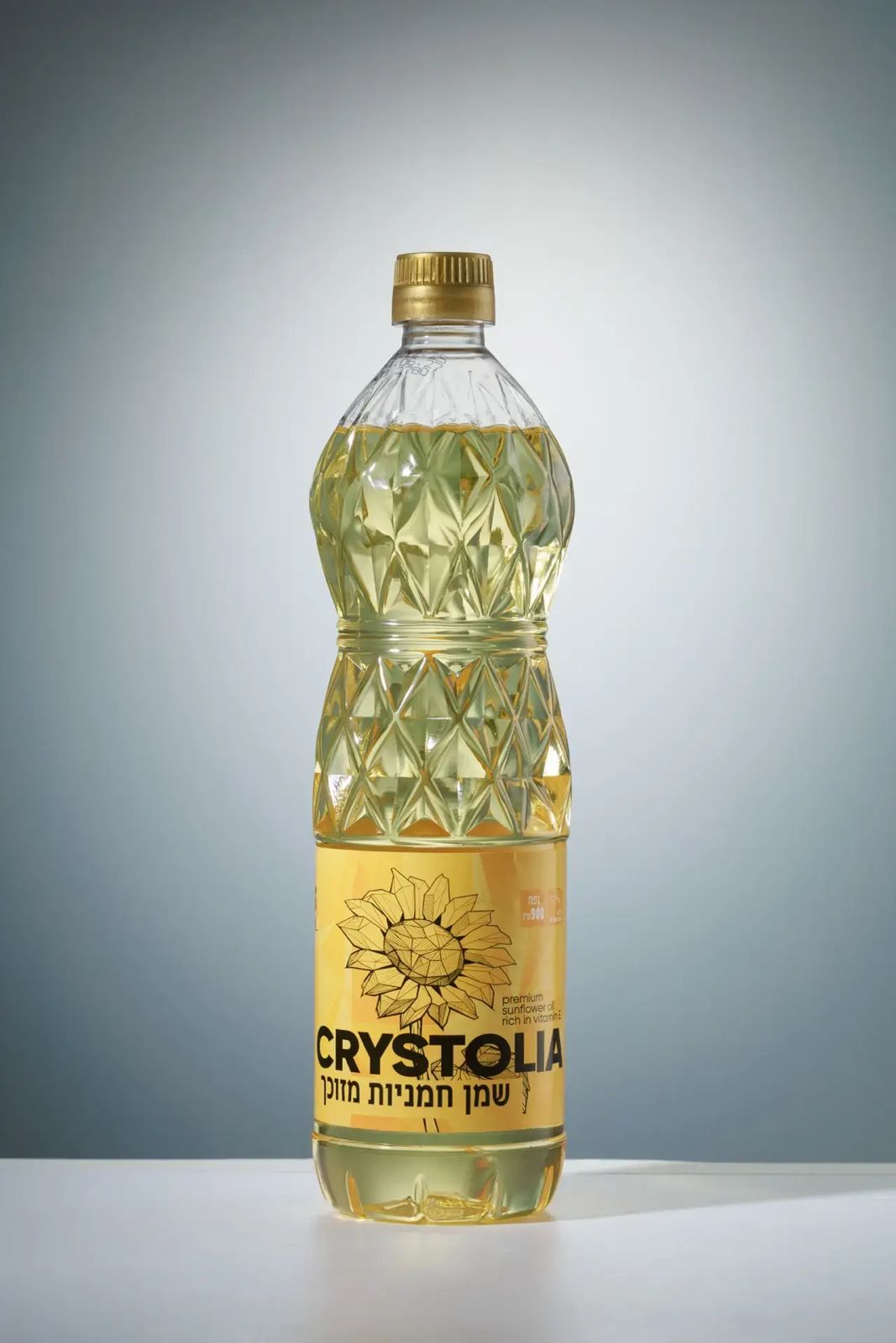 Crystolia sunflower oil 0.9L bottle, front view